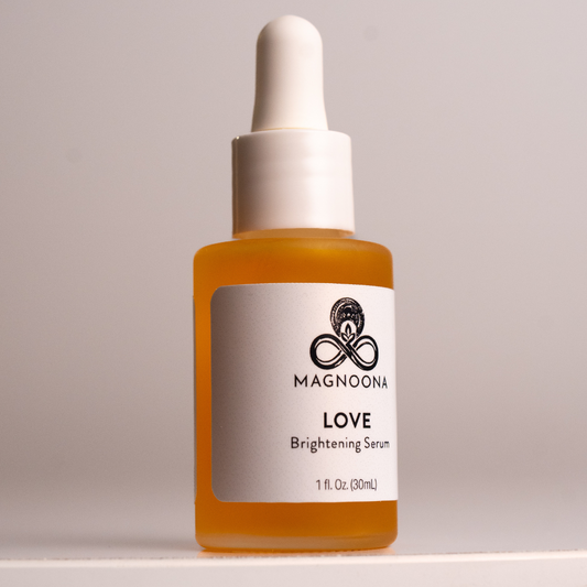 Magnoona Love Brightening Serum – Radiance in Every Drop