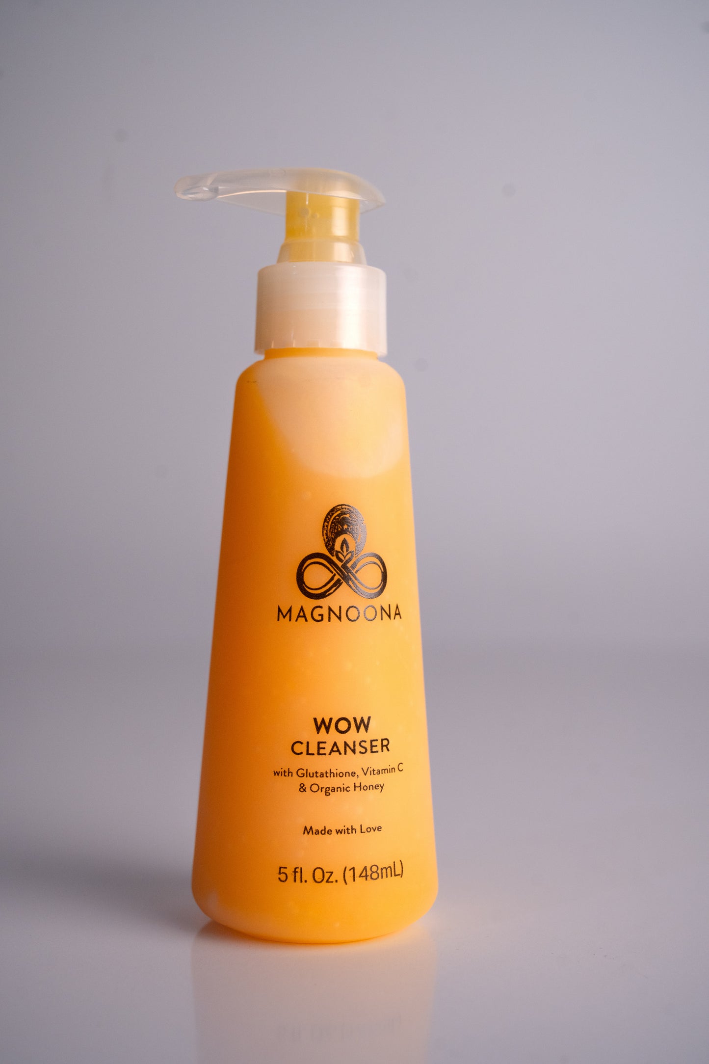 Magnoona WAW Cleanser – Pure Glow Face Wash